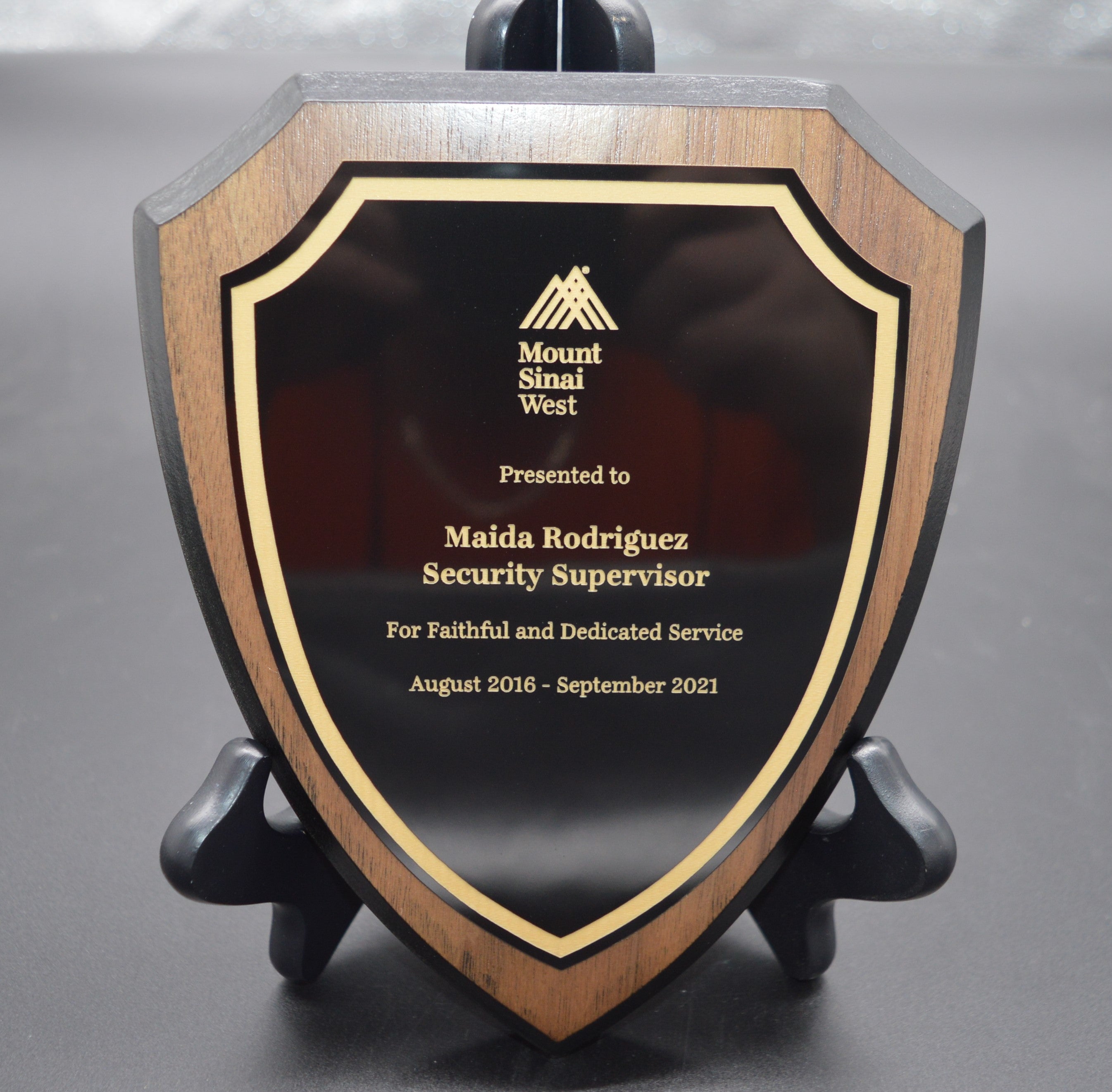 Simulated Walnut Arrowhead Plaque