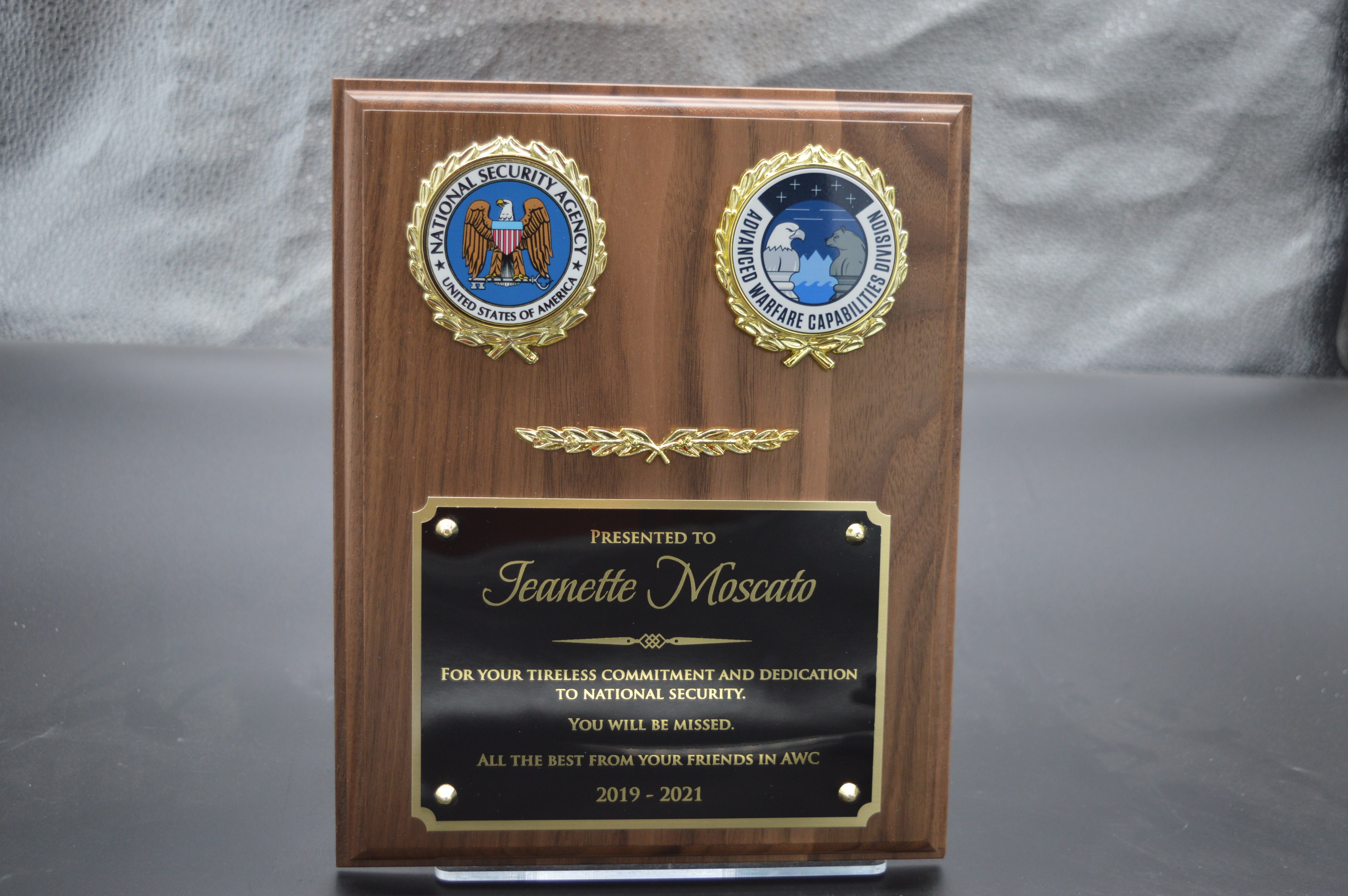 Solid Walnut Plaque With 2 Wreaths