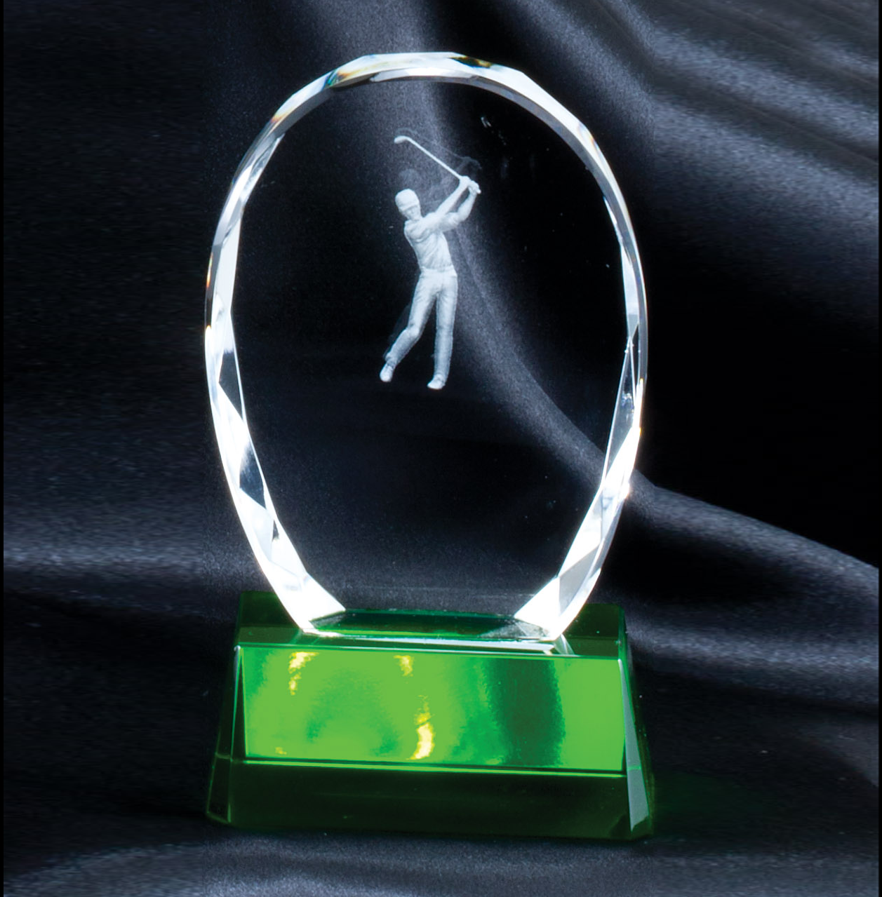 Optical Crystal Arch With 3-D Golfer On Green Glass Base